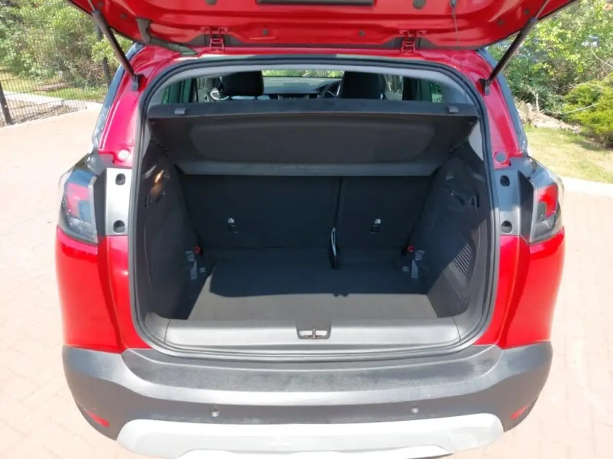2021-vauxhall-crossland-12-elite-130ps-big-7