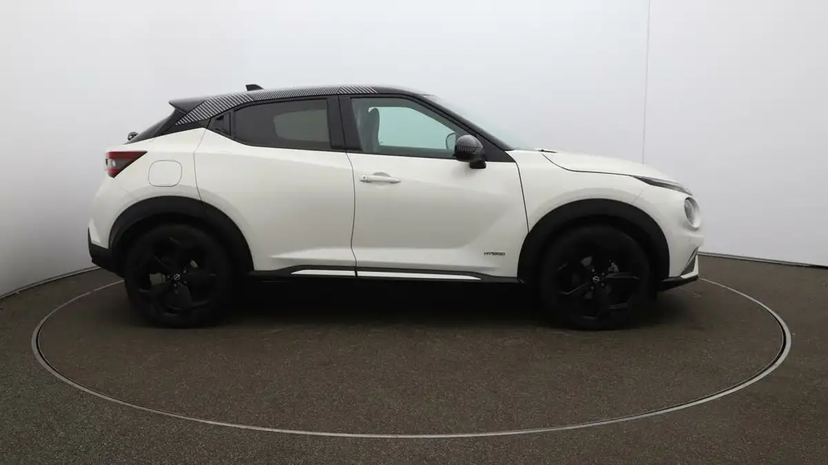 2022-nissan-juke-16-hybrid-premiere-edition-big-47