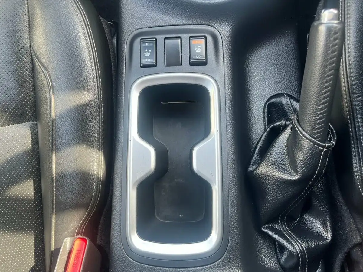 2017-nissan-navara-23dci-tekna-auto-big-30