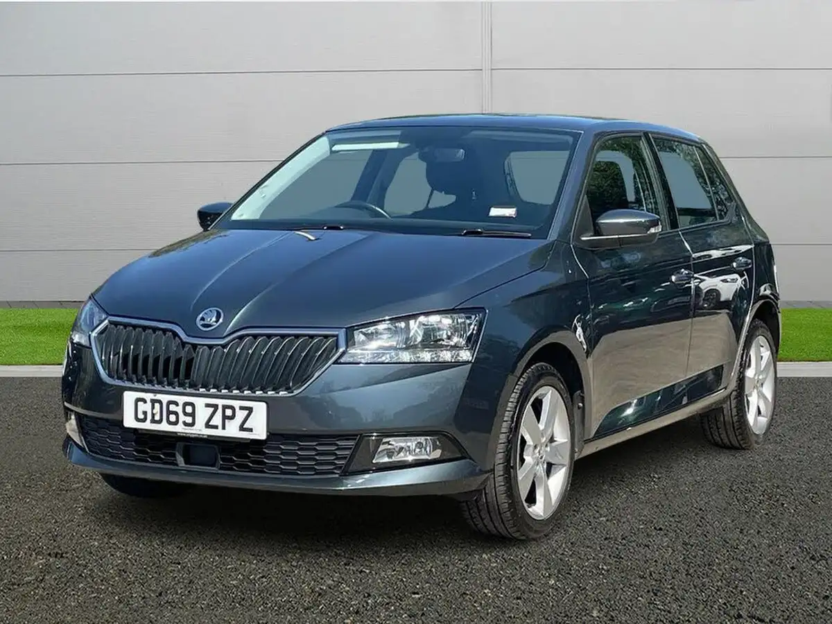 2020-skoda-fabia-10-tsi-se-l-95ps-hatchback-big-2