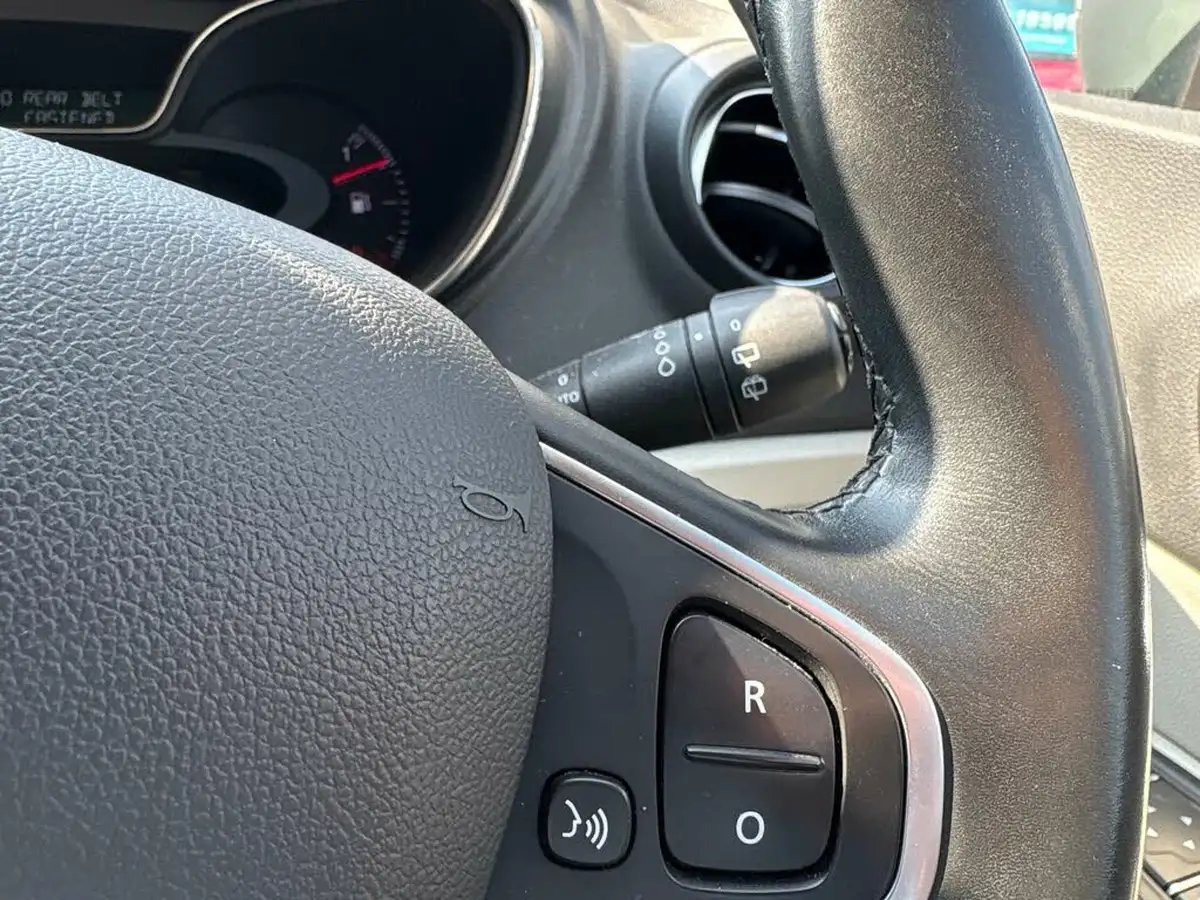 2018-renault-captur-09-tce-gt-line-big-20