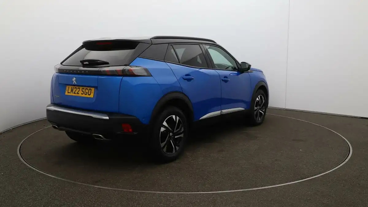 2022-peugeot-2008-suv-12-puretech-gt-big-54