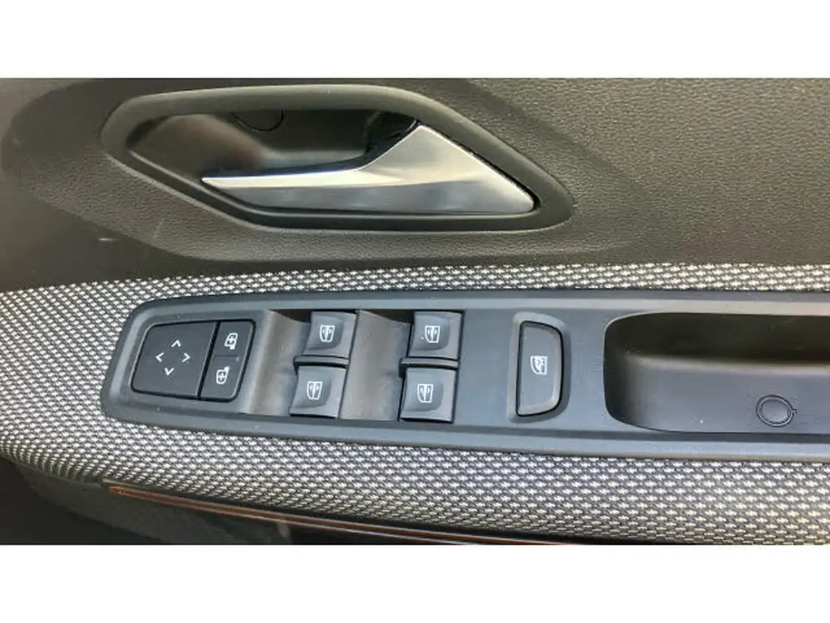 2021-dacia-sandero-stepway-10-tce-prestige-90bhp-big-19