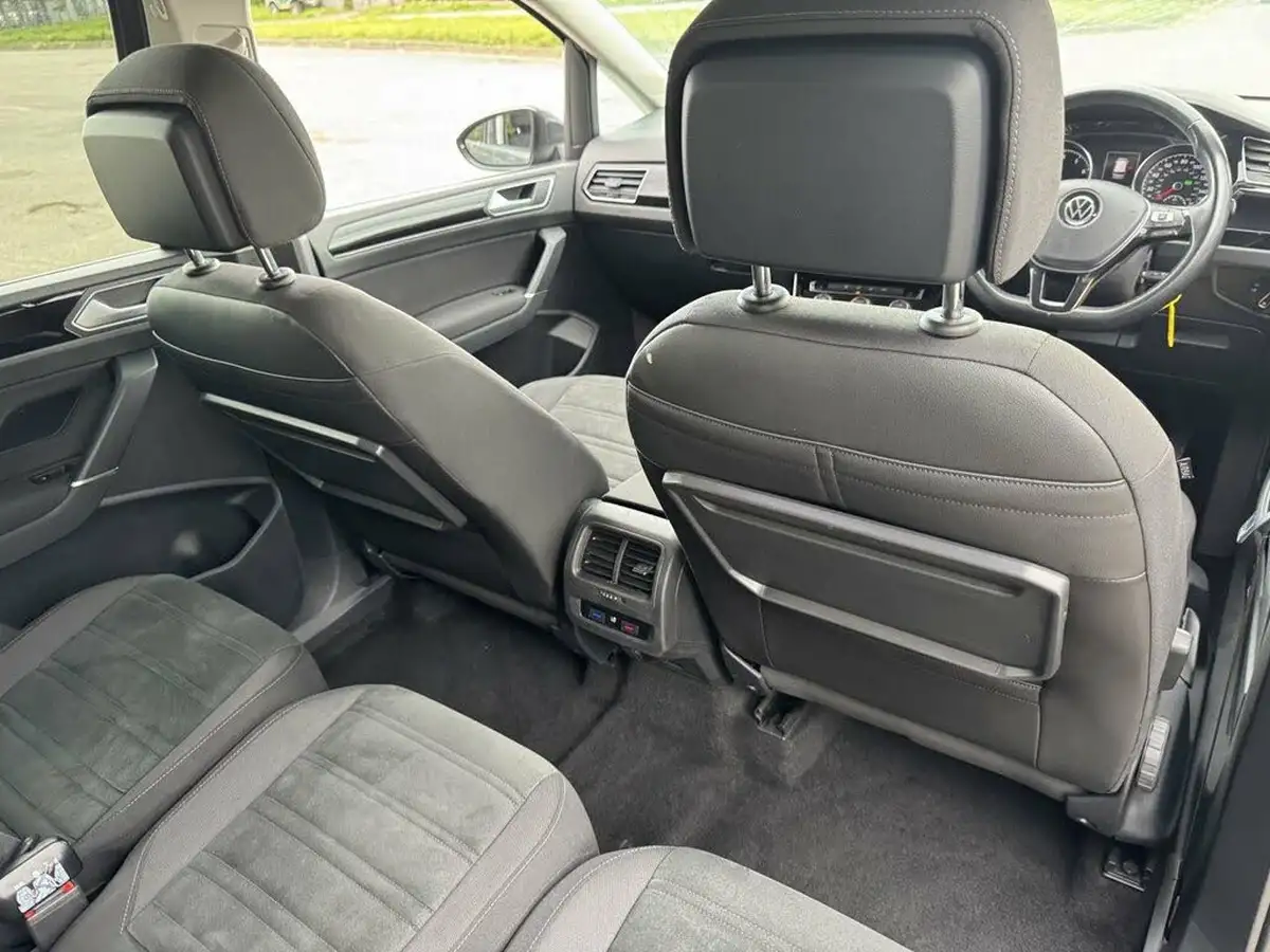 2021-volkswagen-touran-15-tsi-sel-dsg-big-15