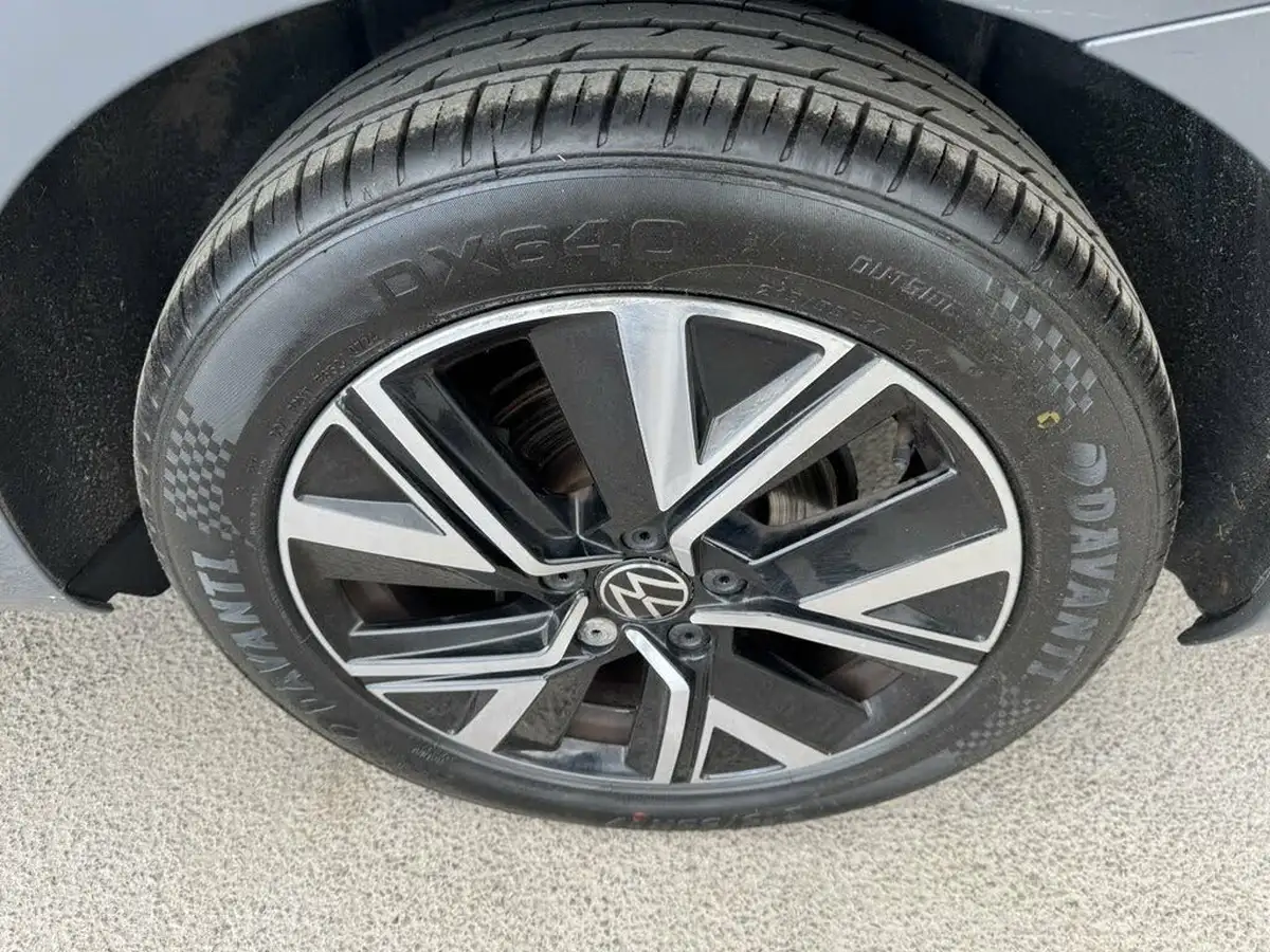 2021-volkswagen-touran-15-tsi-sel-dsg-big-39