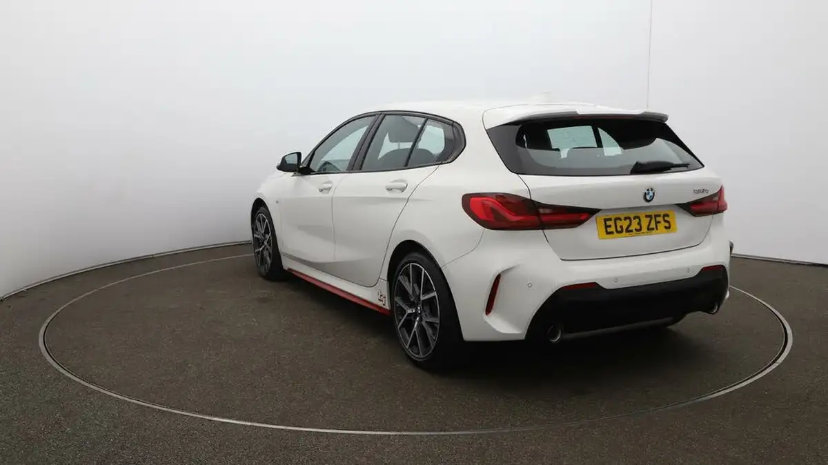 2023-bmw-1-series-20-128ti-lcp-big-60