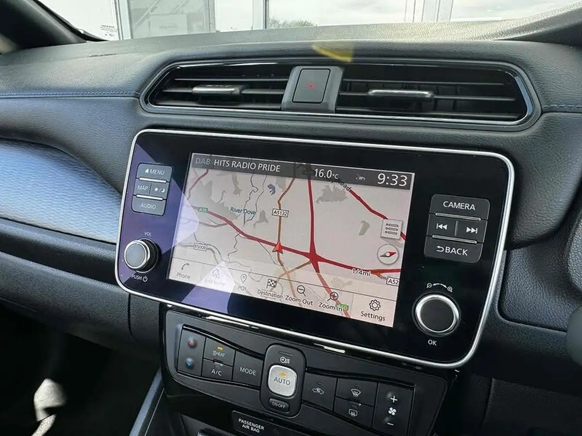 2020-nissan-leaf-e-n-connecta-big-35