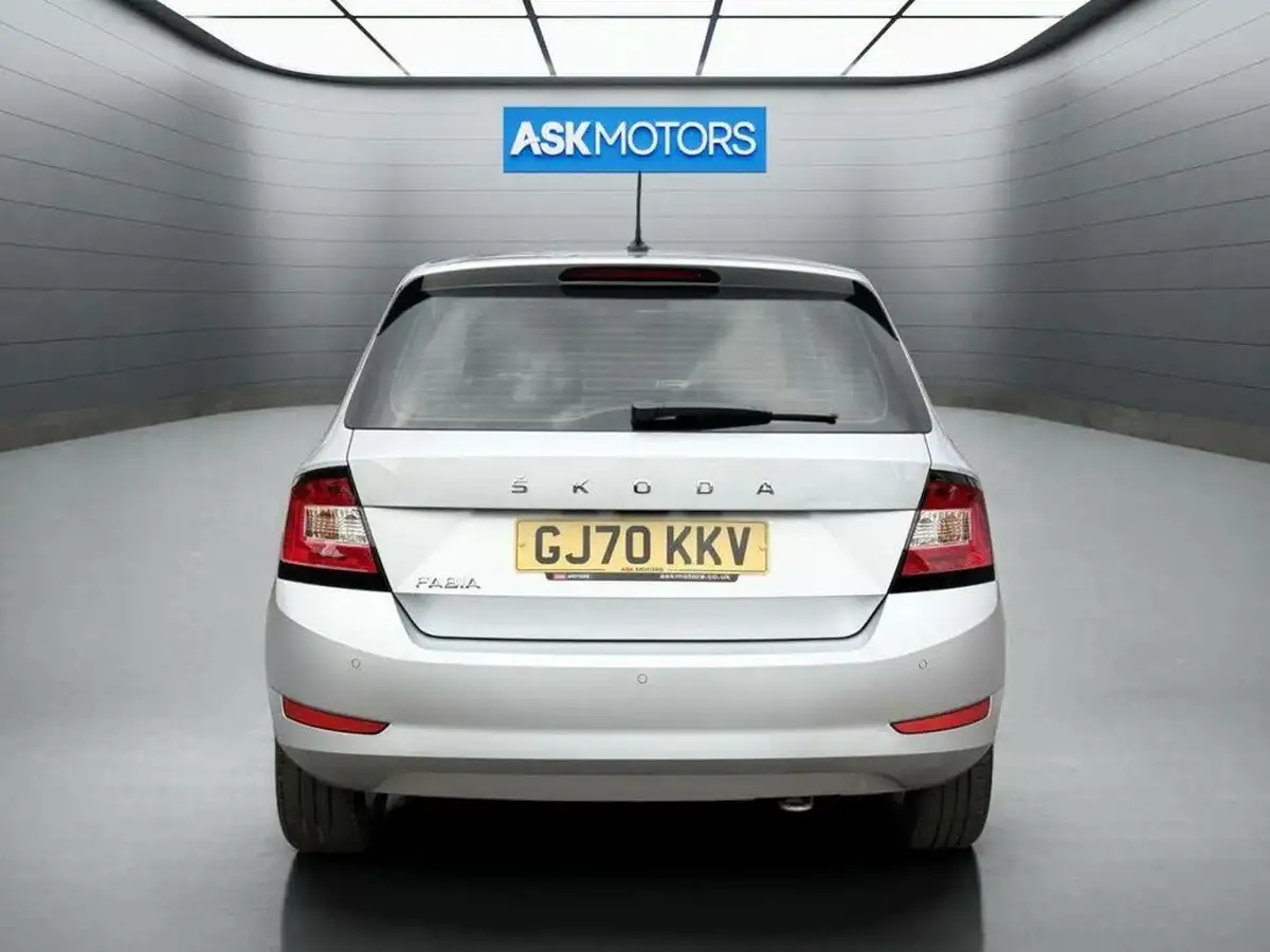 2020-skoda-fabia-10-tsi-se-95ps-hatchback-big-5