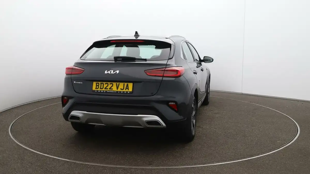 2022-kia-xceed-10-t-gdi-2-big-54