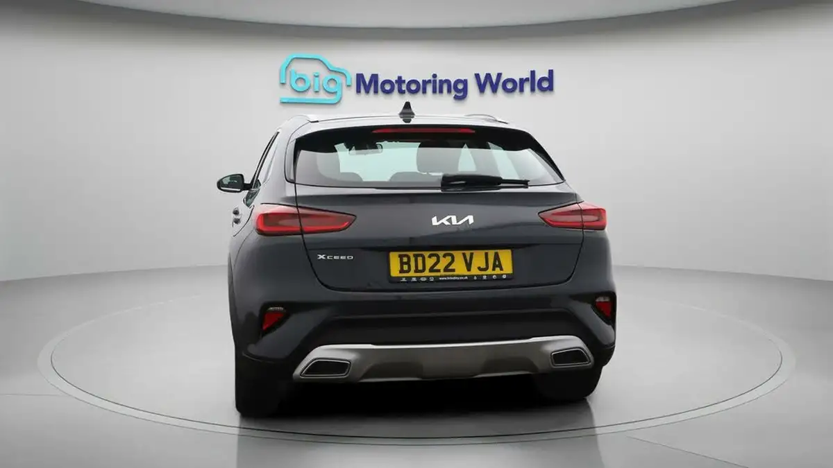 2022-kia-xceed-10-t-gdi-2-big-6