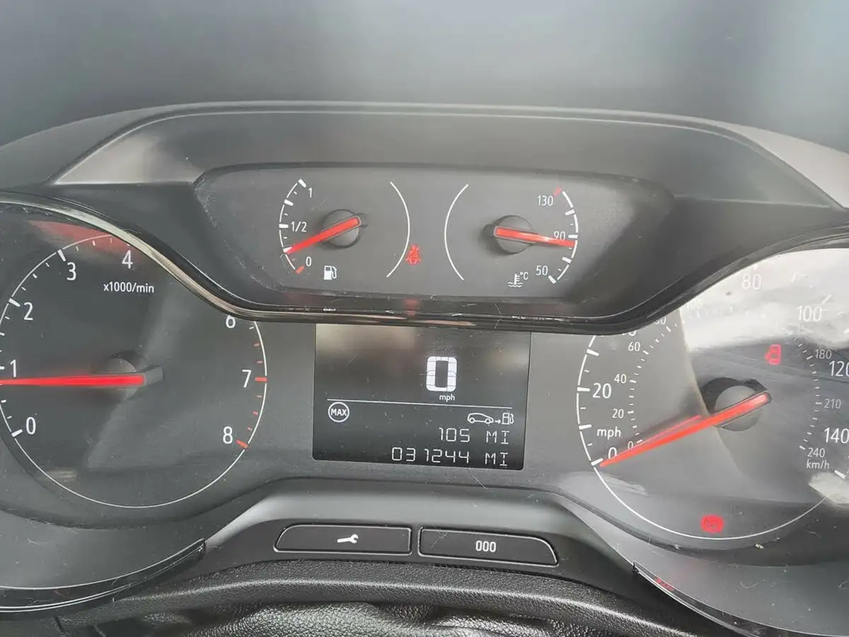2018-vauxhall-crossland-x-12-se-81ps-big-23