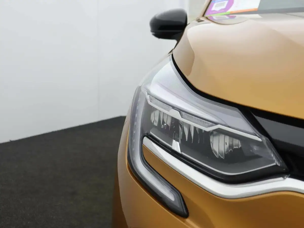 2021-renault-captur-10-tce-iconic-edition-big-46
