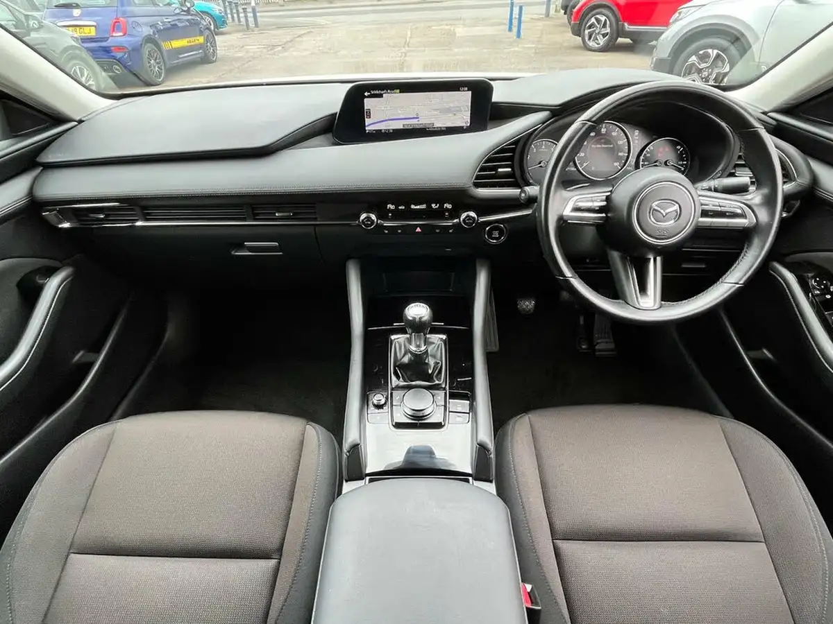 2022-mazda-mazda3-20-sport-lux-186ps-saloon-4d-big-7