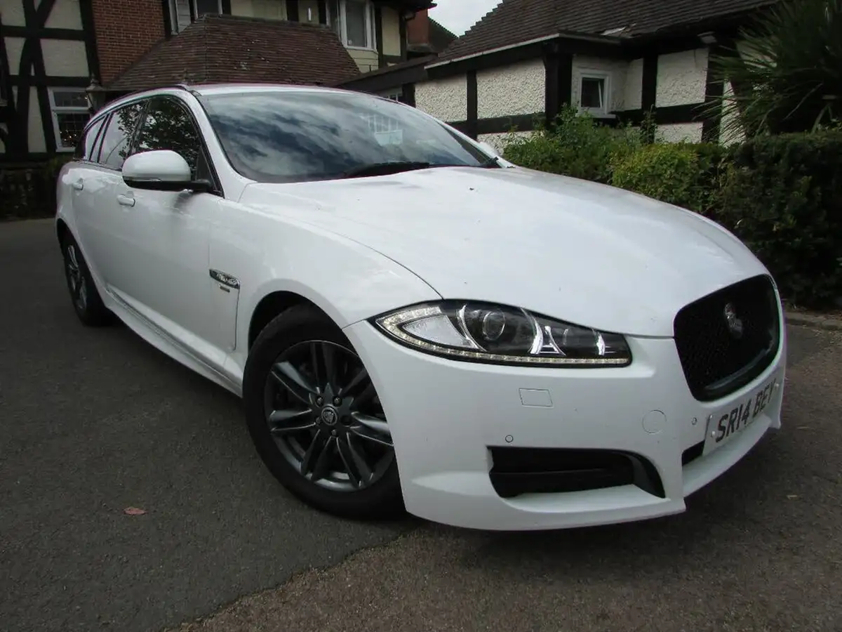 2014-jaguar-xf-22td-r-sport-163ps-sportbrake-5d-big-0