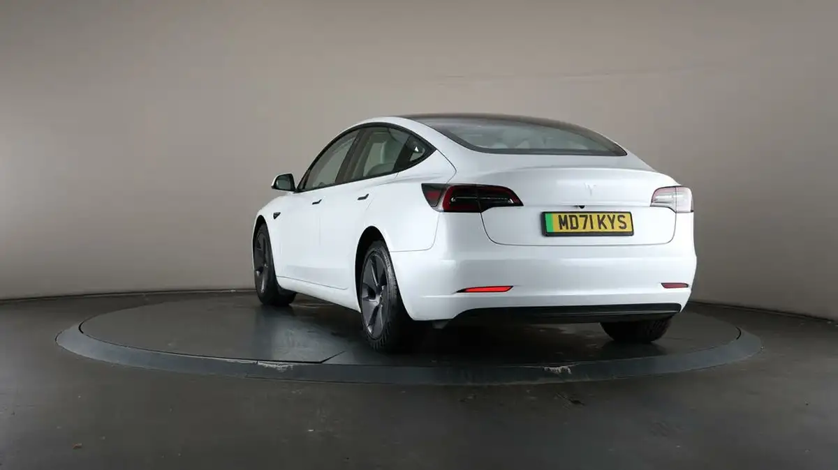 2021-tesla-model-3-e-standard-plus-big-55