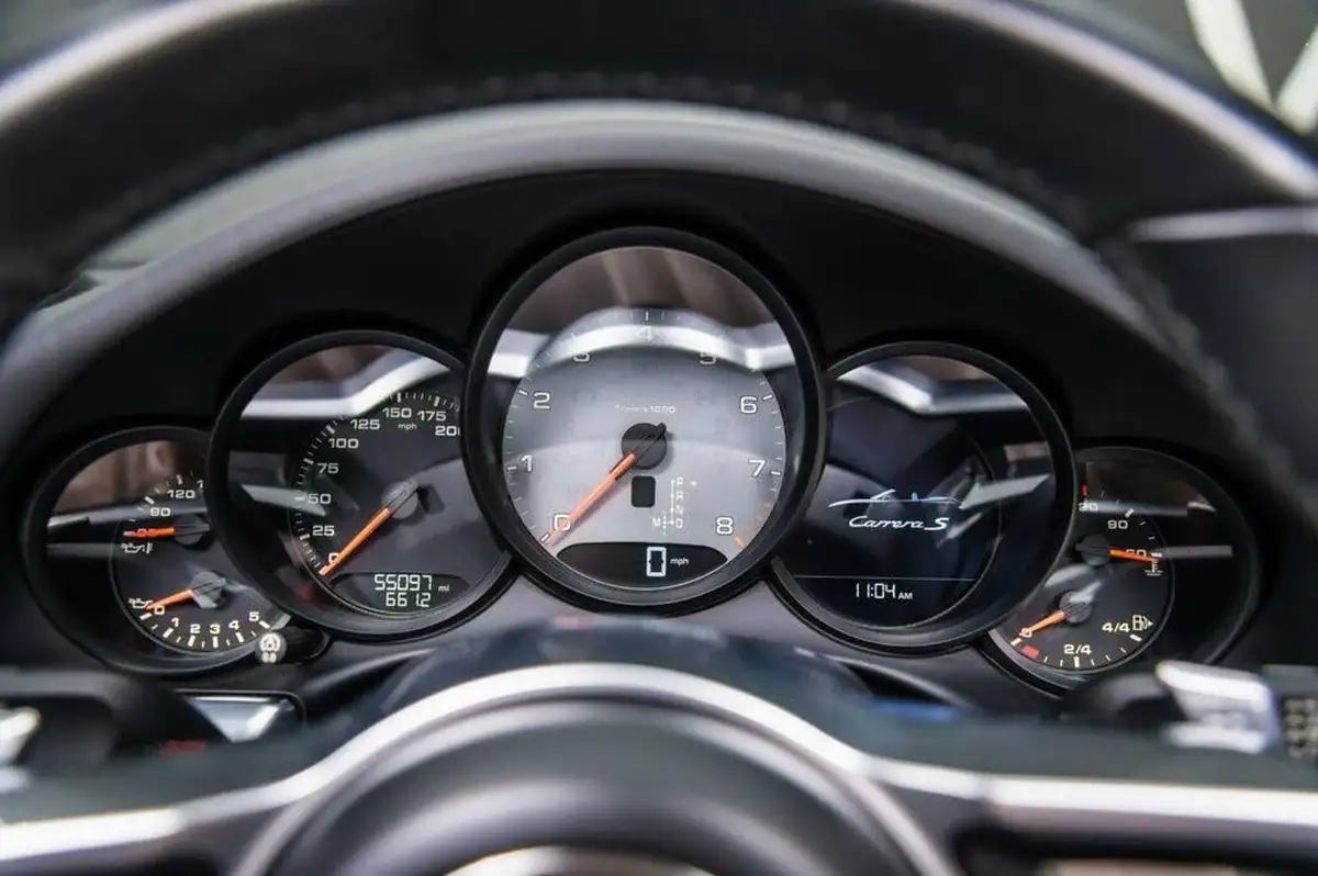2016-porsche-911-30-carrera-s-cabriolet-pdk-big-19