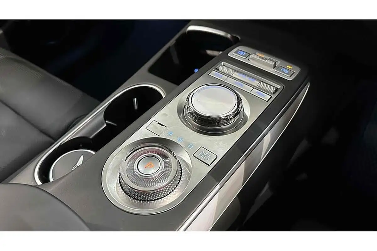 2023-genesis-gv70-e-sport-line-big-52