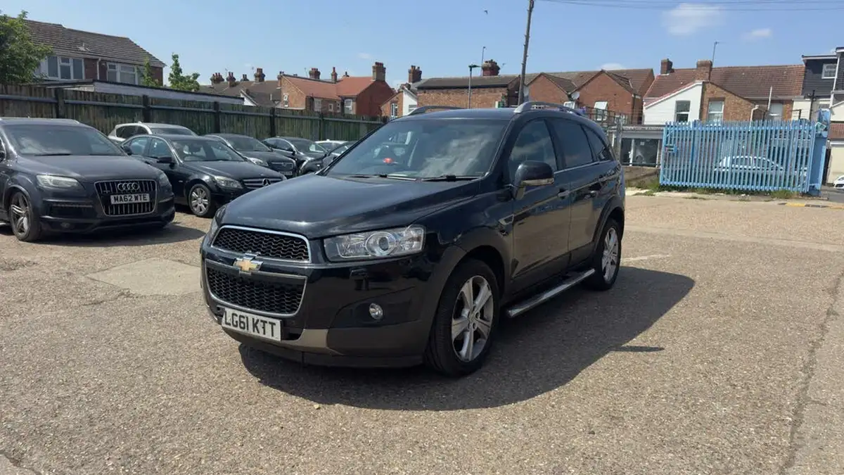 2011-chevrolet-captiva-22td-ltz-auto-big-2