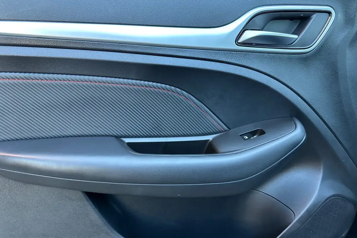2023-mg-zs-suv-10t-gdi-exclusive-auto-big-4