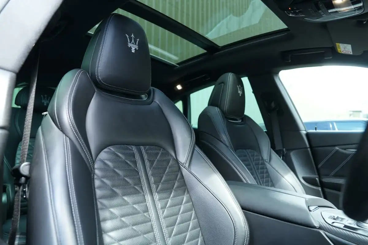 2019-maserati-levante-30-gransport-nerissimo-pack-ss-big-13