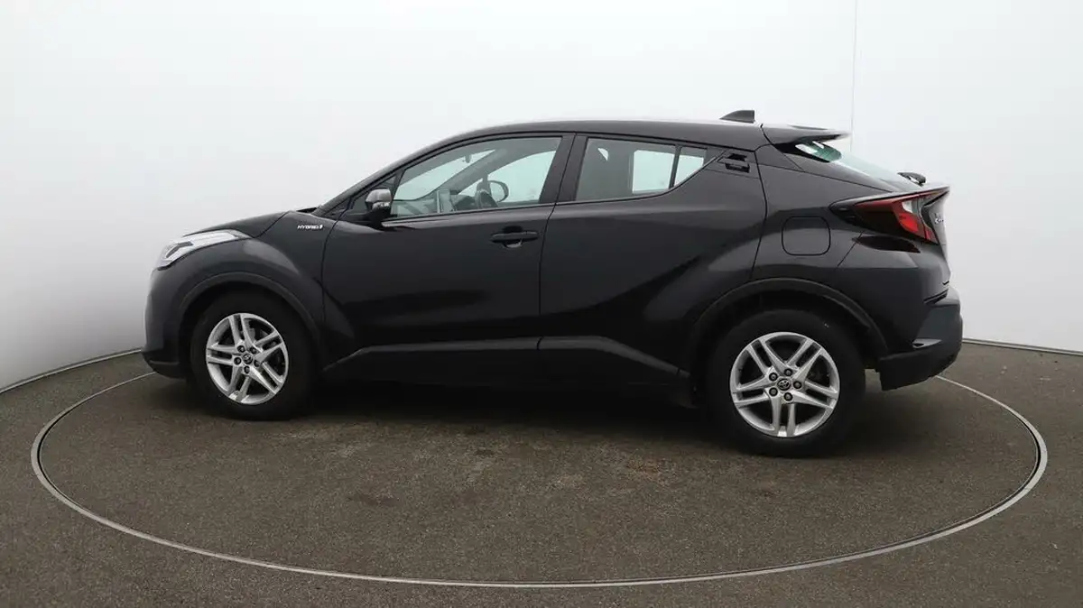 2020-toyota-c-hr-18-vvt-i-icon-parking-pack-big-51