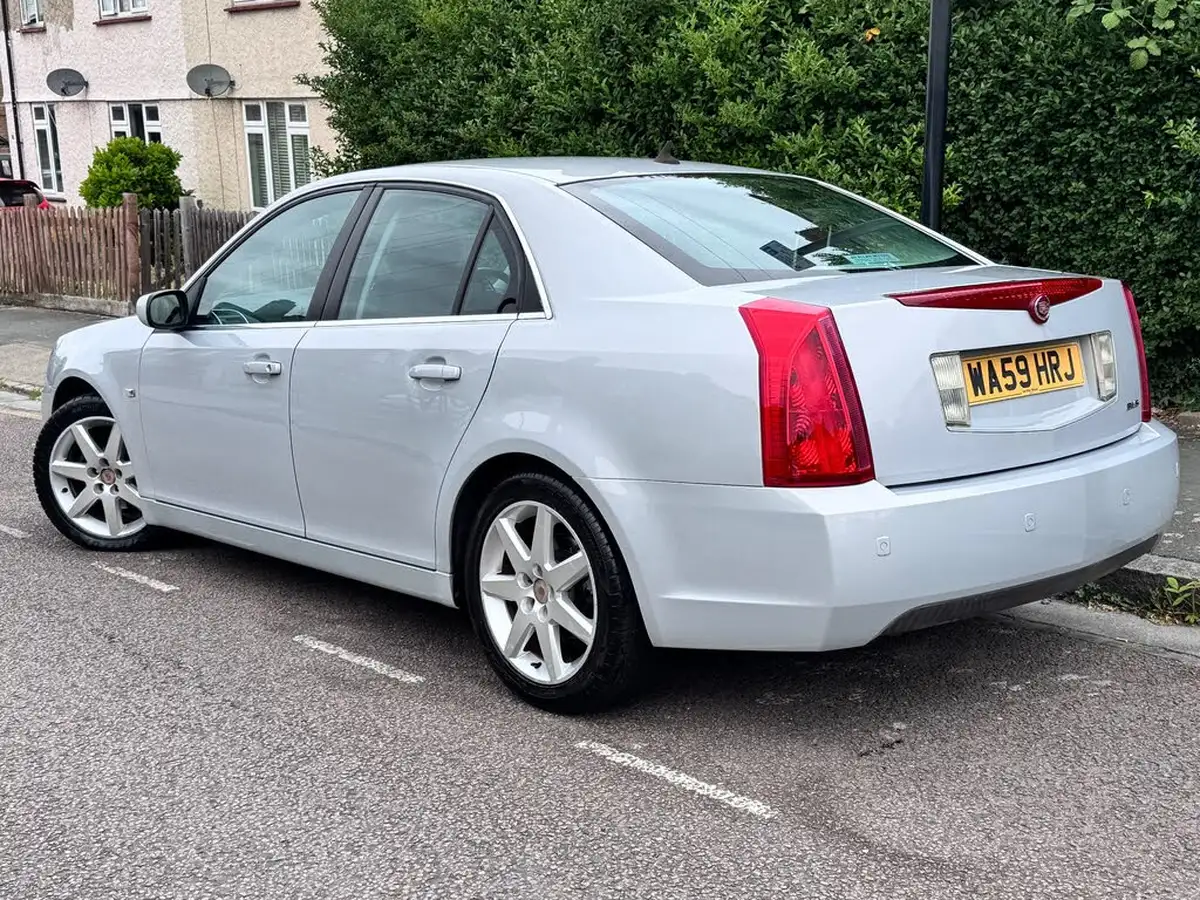 2009-cadillac-bls-20-elegance-175ps-saloon-4d-auto-big-2