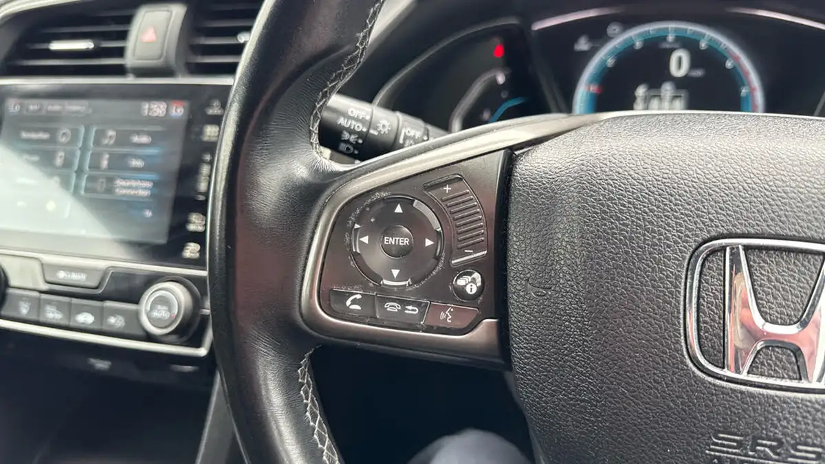 2018-honda-civic-10-vtec-turbo-sr-129ps-hatchback-5d-big-26