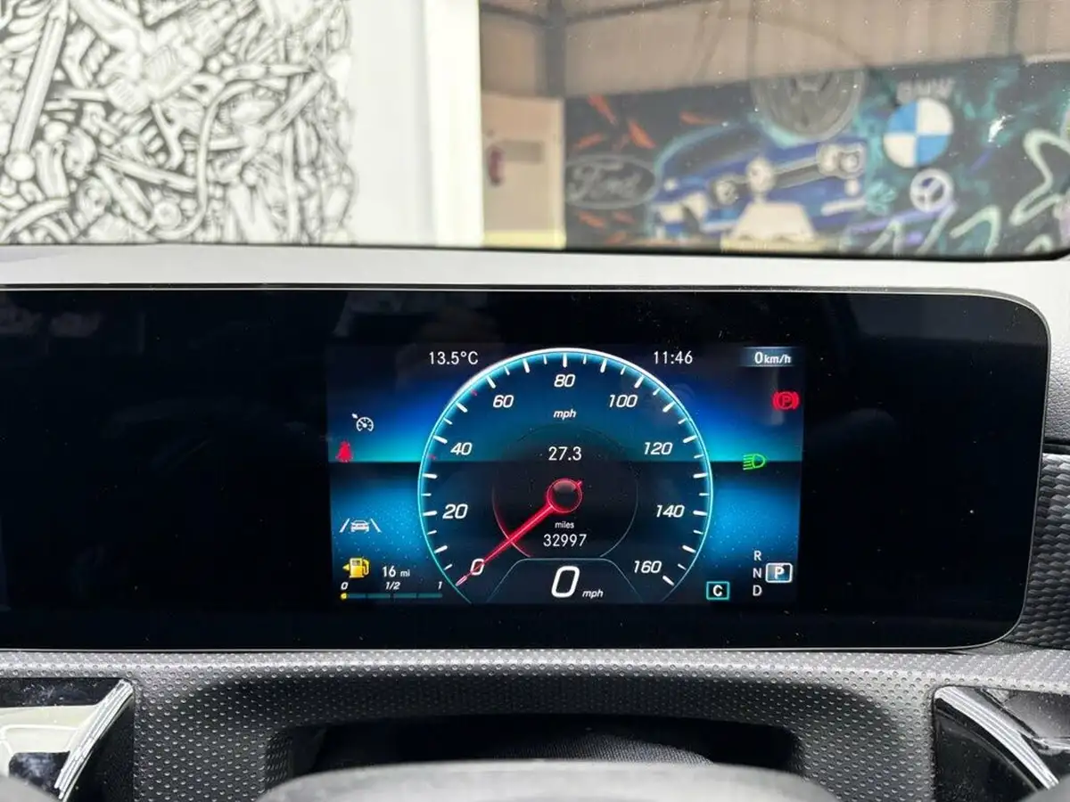 2021-mercedes-benz-a-class-big-21
