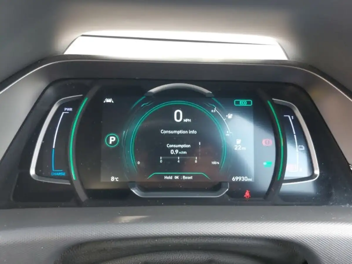 2020-hyundai-kona-e-premium-136ps-39kwh-big-9