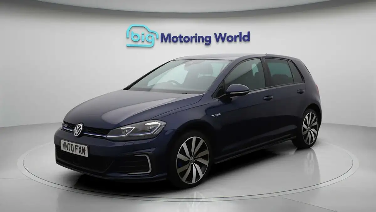 2020-volkswagen-golf-14-tsi-gte-advance-big-3