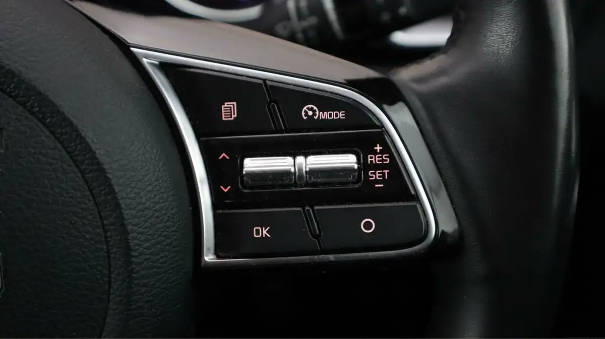 2021-kia-xceed-15-t-gdi-3-big-23