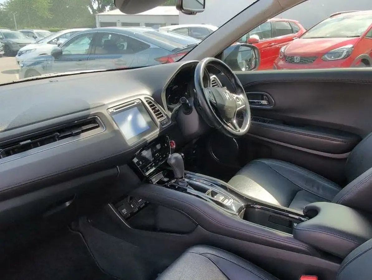 2020-honda-hr-v-15-i-vtec-ex-cvt-big-1