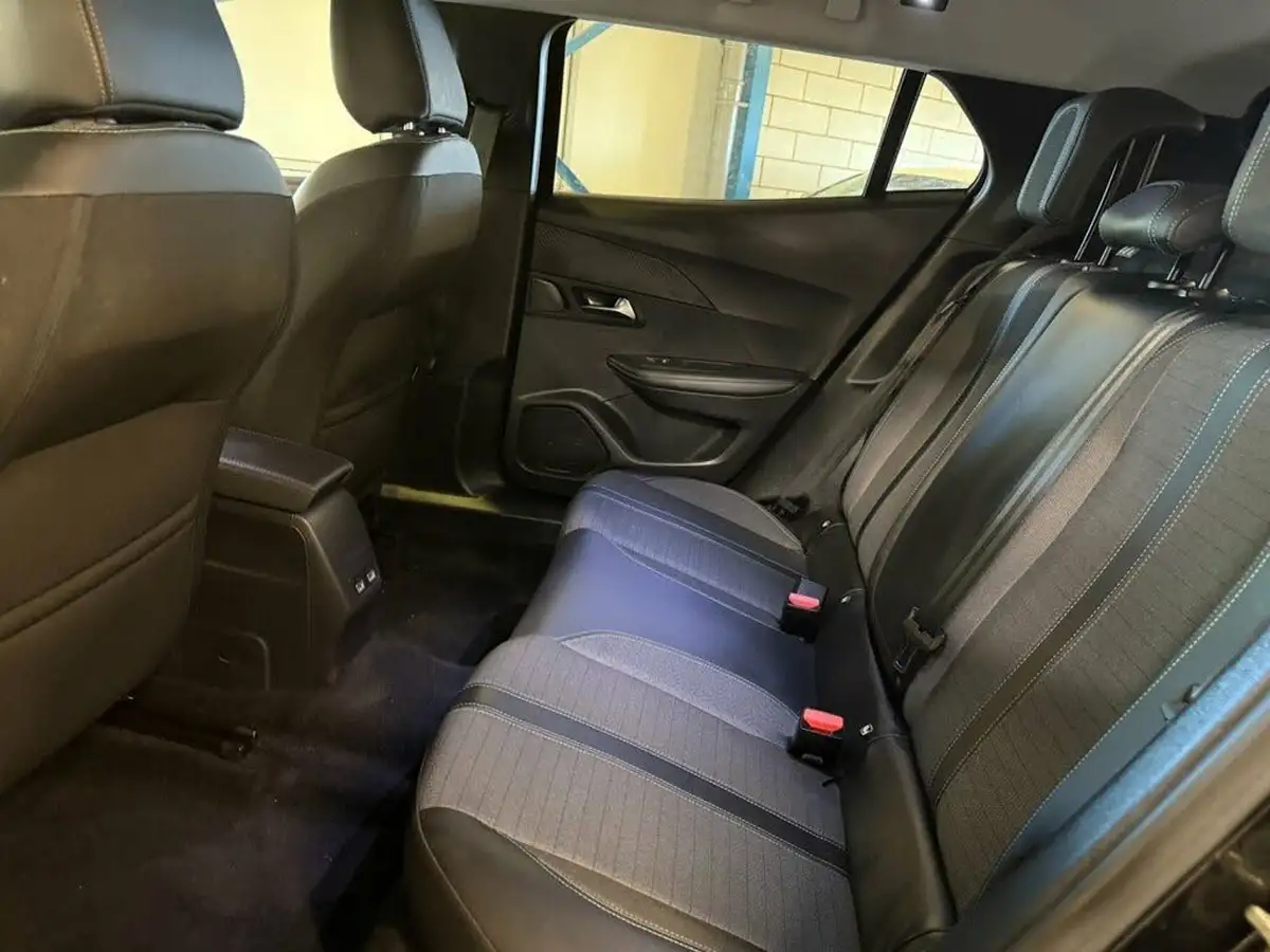 2022-peugeot-2008-suv-12-puretech-allure-premium-100bhp-big-50