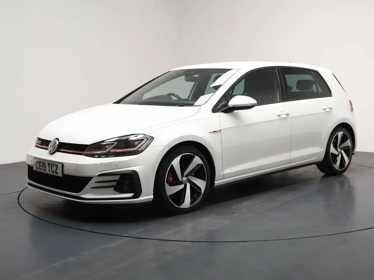 2019-volkswagen-golf-20-tsi-gti-performance-5d-big-5