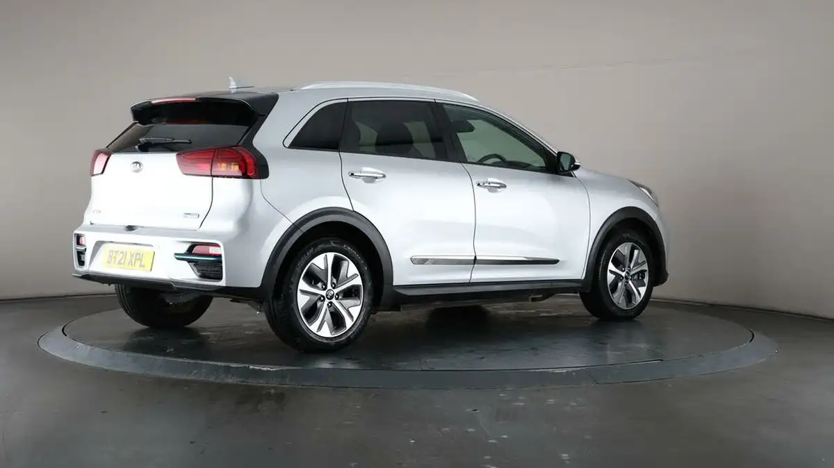 2021-kia-e-niro-ev-4-big-67