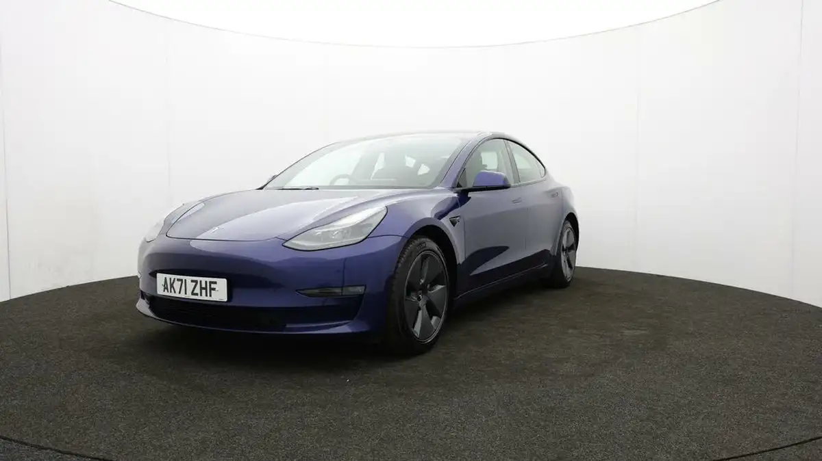 2021-tesla-model-3-e-long-range-awd-big-60