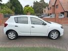 2014-dacia-sandero-12-ambiance-small-16