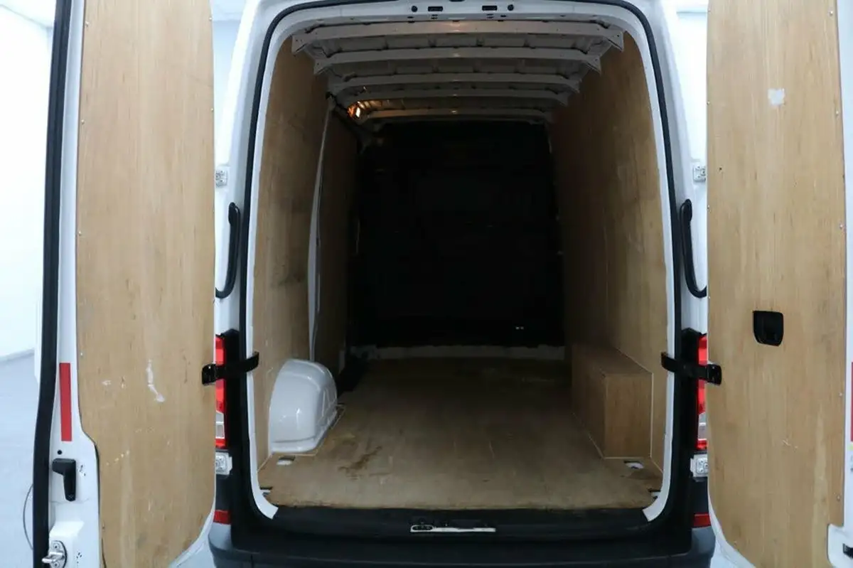 2024-volkswagen-crafter-big-15