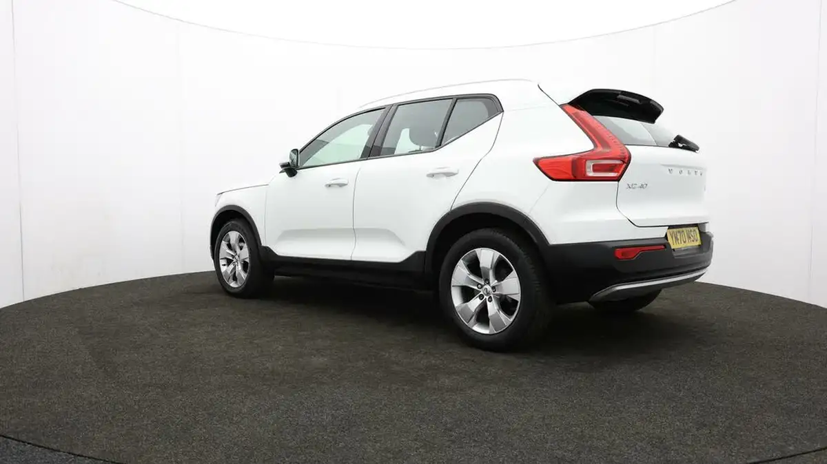 2020-volvo-xc40-20td-d3-momentum-geartronic-big-73