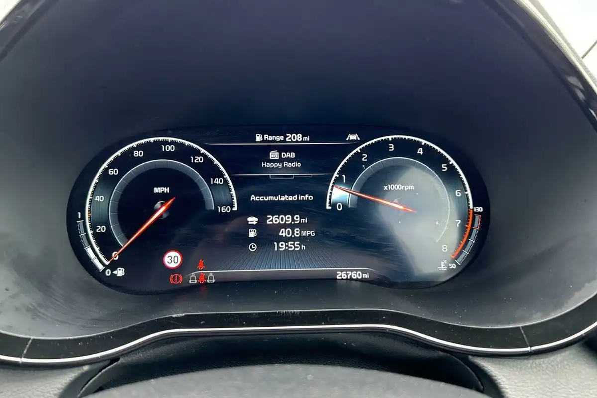 2021-kia-xceed-15-t-gdi-4-big-13