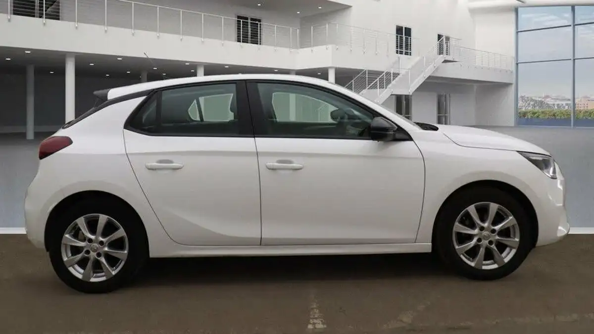 2023-vauxhall-corsa-12i-design-big-6