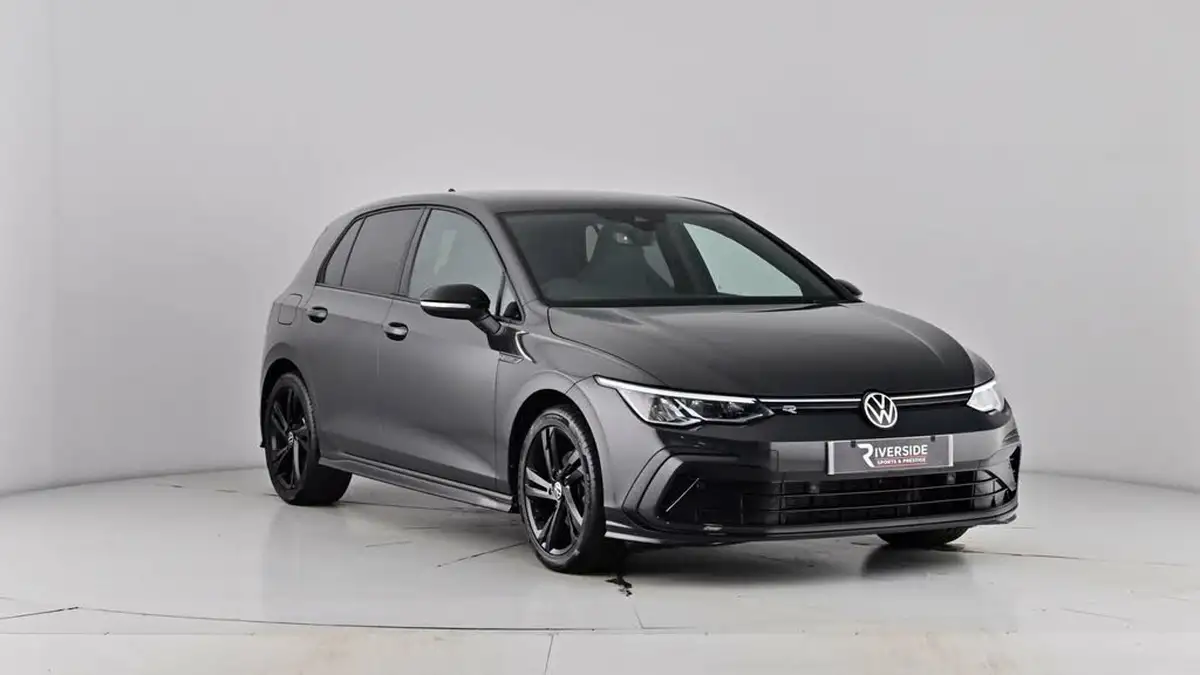 2022-volkswagen-golf-15-tsi-r-line-130ps-hatchback-big-48