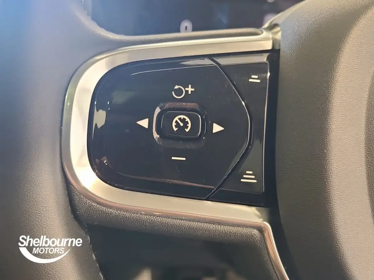 2022-volvo-xc90-20td-b5-plus-big-28