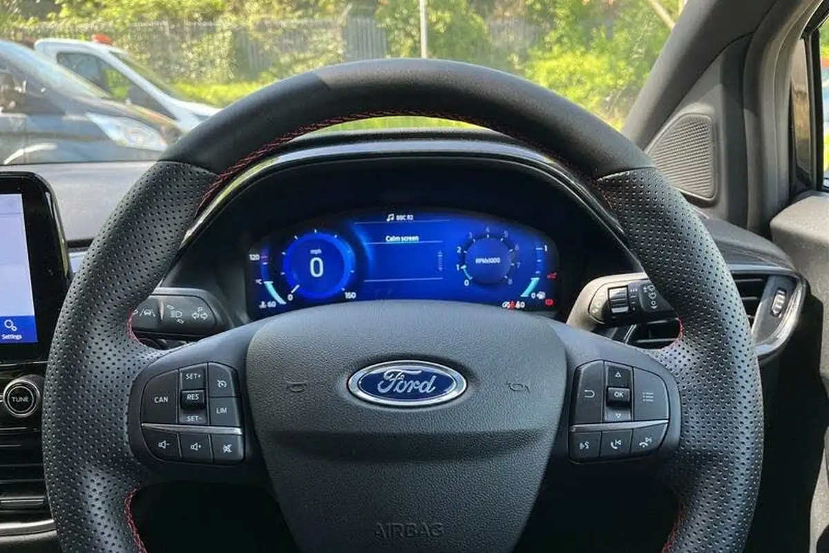 2023-ford-puma-suv-10-st-line-125ps-big-11