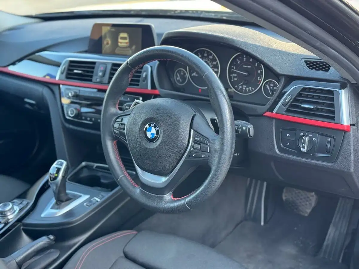 2016-bmw-3-series-20-320i-sport-saloon-4d-auto-big-48