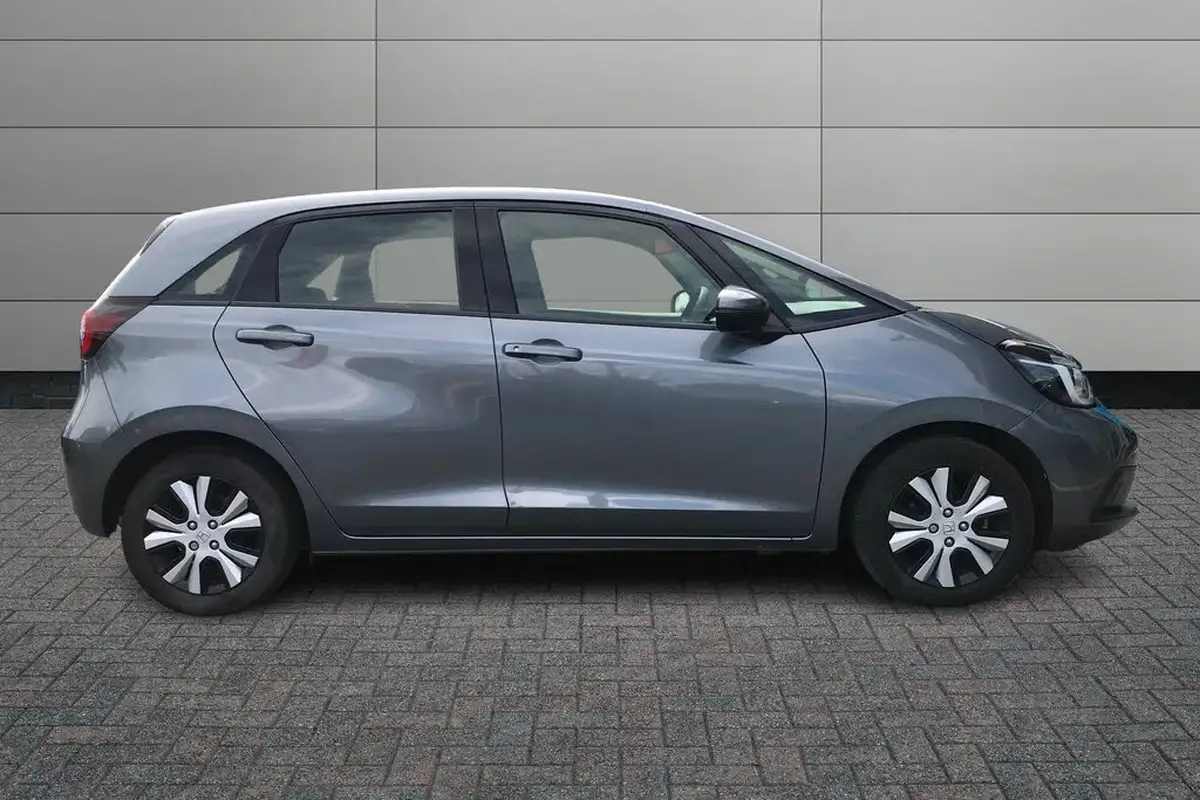 2022-honda-jazz-15-i-mmd-sr-109ps-big-4
