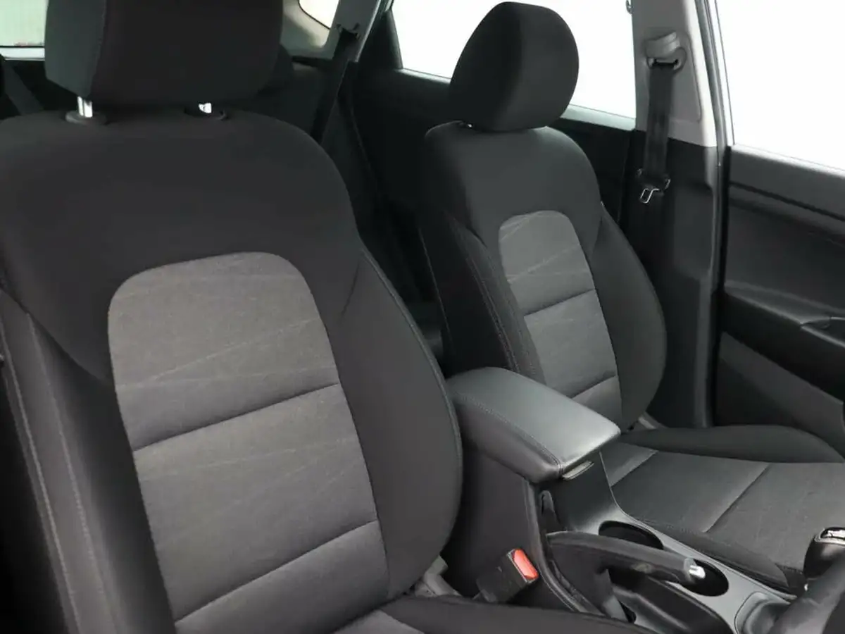 2020-hyundai-tucson-16-gdi-se-nav-big-8