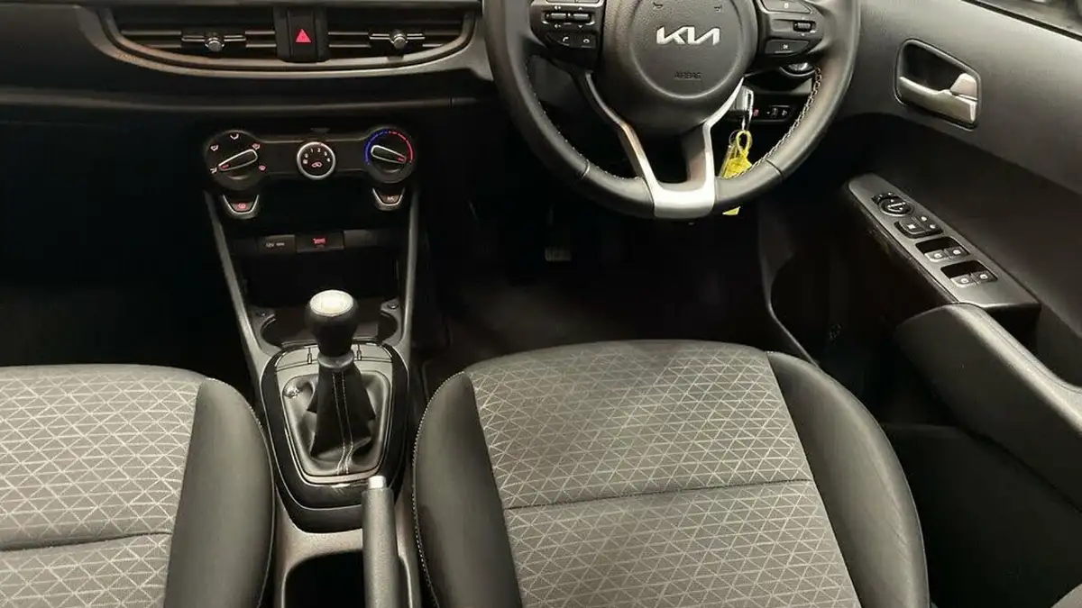 2022-kia-picanto-10-2-big-14