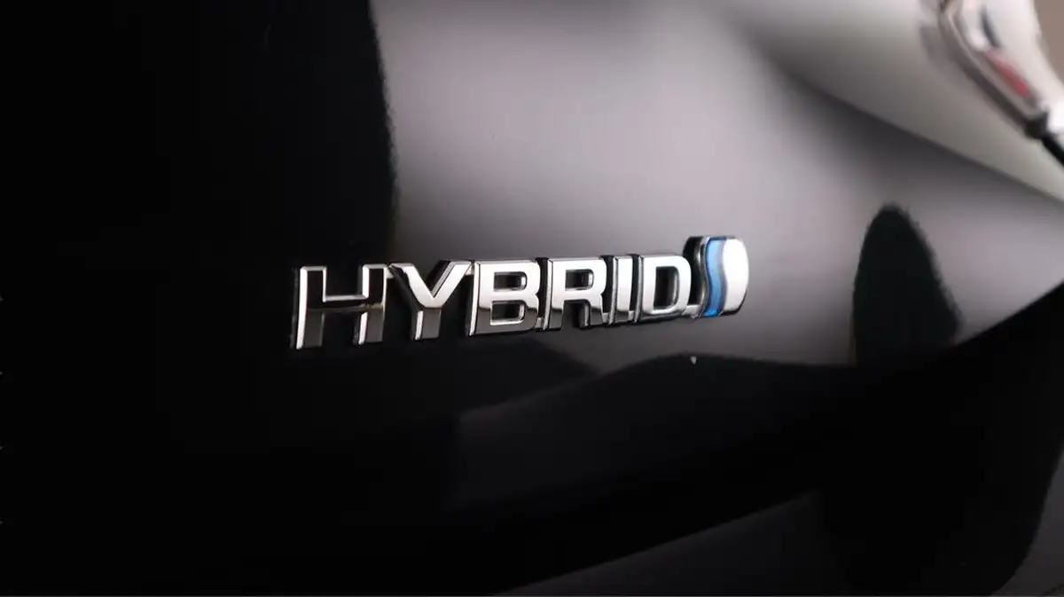 2022-toyota-corolla-18-vvt-i-icon-120bhp-trk-hatchback-5d-big-20