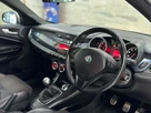 2011-alfa-romeo-giulietta-14-veloce-multiair-170bhp-small-47